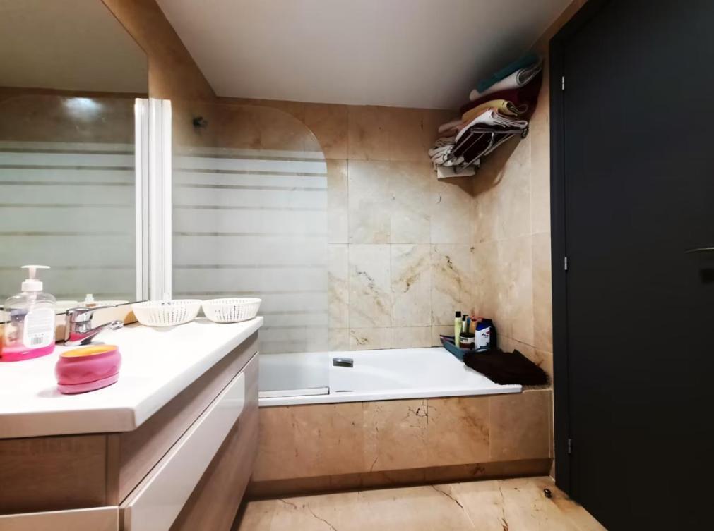 San Pedro De Alcantara Estupendo Piso 2 Hab, Salon, Wifi Apartemen Marbella